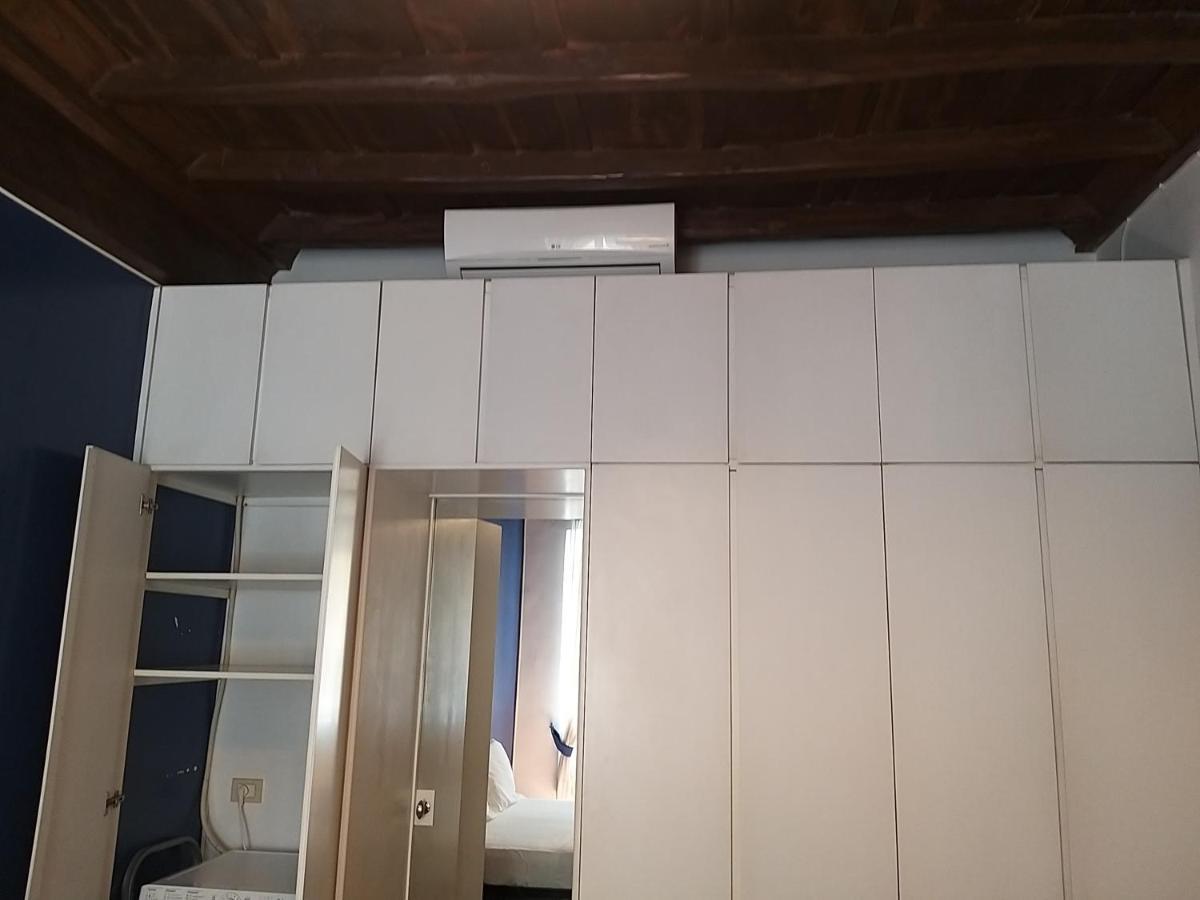 Easy Holidays - Laterano Apartman Róma Kültér fotó
